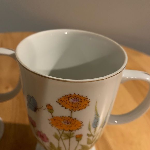 Two Vintage  Royal Crown Pedestal Coffee Cups - Picture 3 of 3